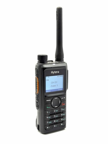 Hytera hp685 uhf - hytera, dmr