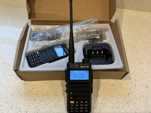 Two retevis ra685 dual - two,