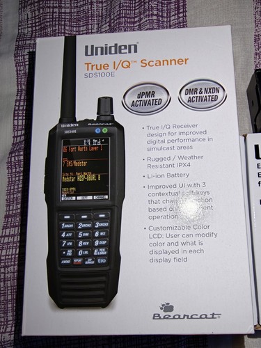 Scanner radio uniden - sds, 100