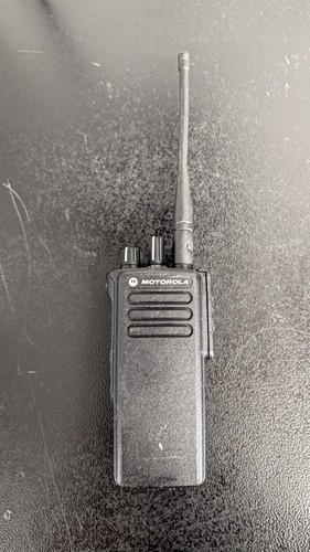 Motorola dp4400 radio uhf - dp4400,