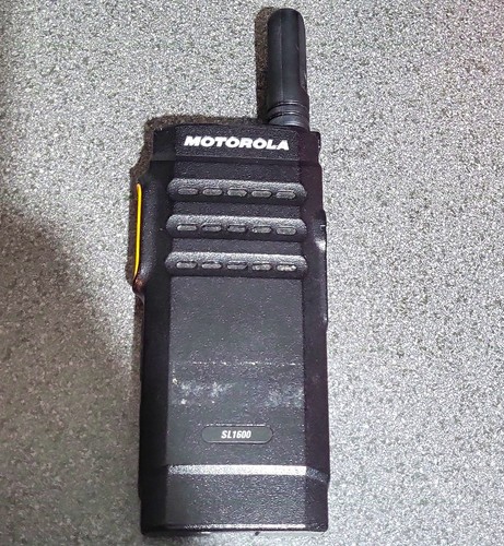 Motorola sl1600 digital radio - motorola,