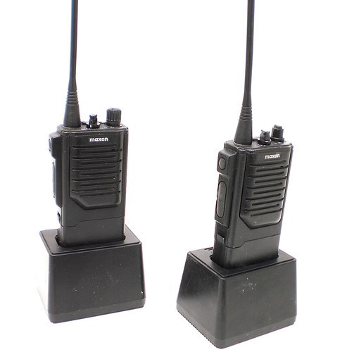 Maxon sl30 3 channel uhf - 3,