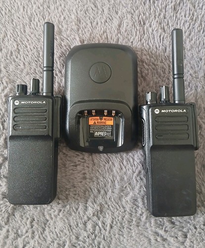 Pair motorola dp4400e - of,