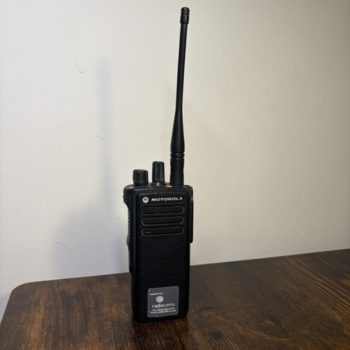 Motorola dp4400 uhf digital - dp4400,